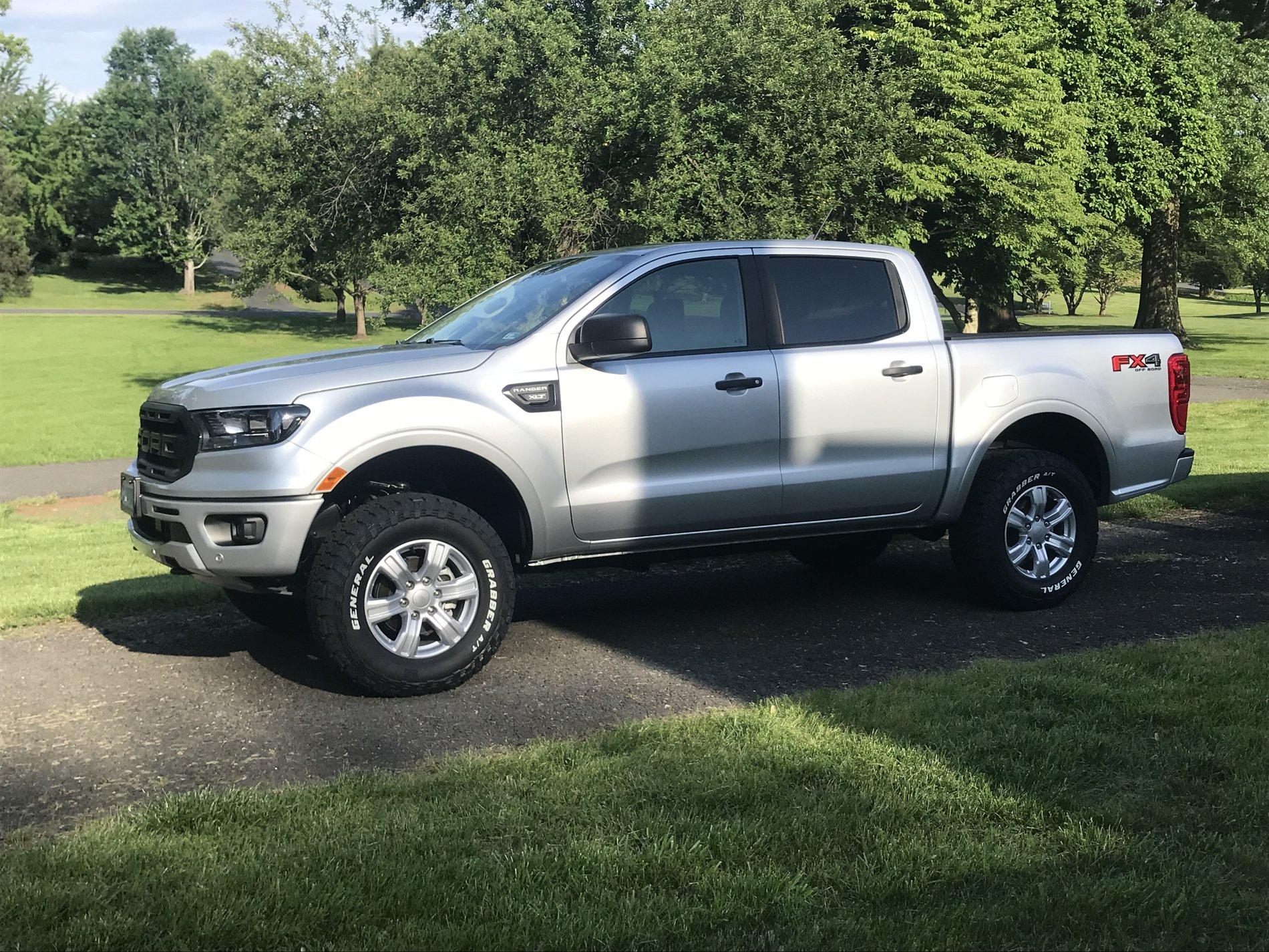 Before & After pics....leveling kit & wheels/tires | 2019+ Ford Ranger ...