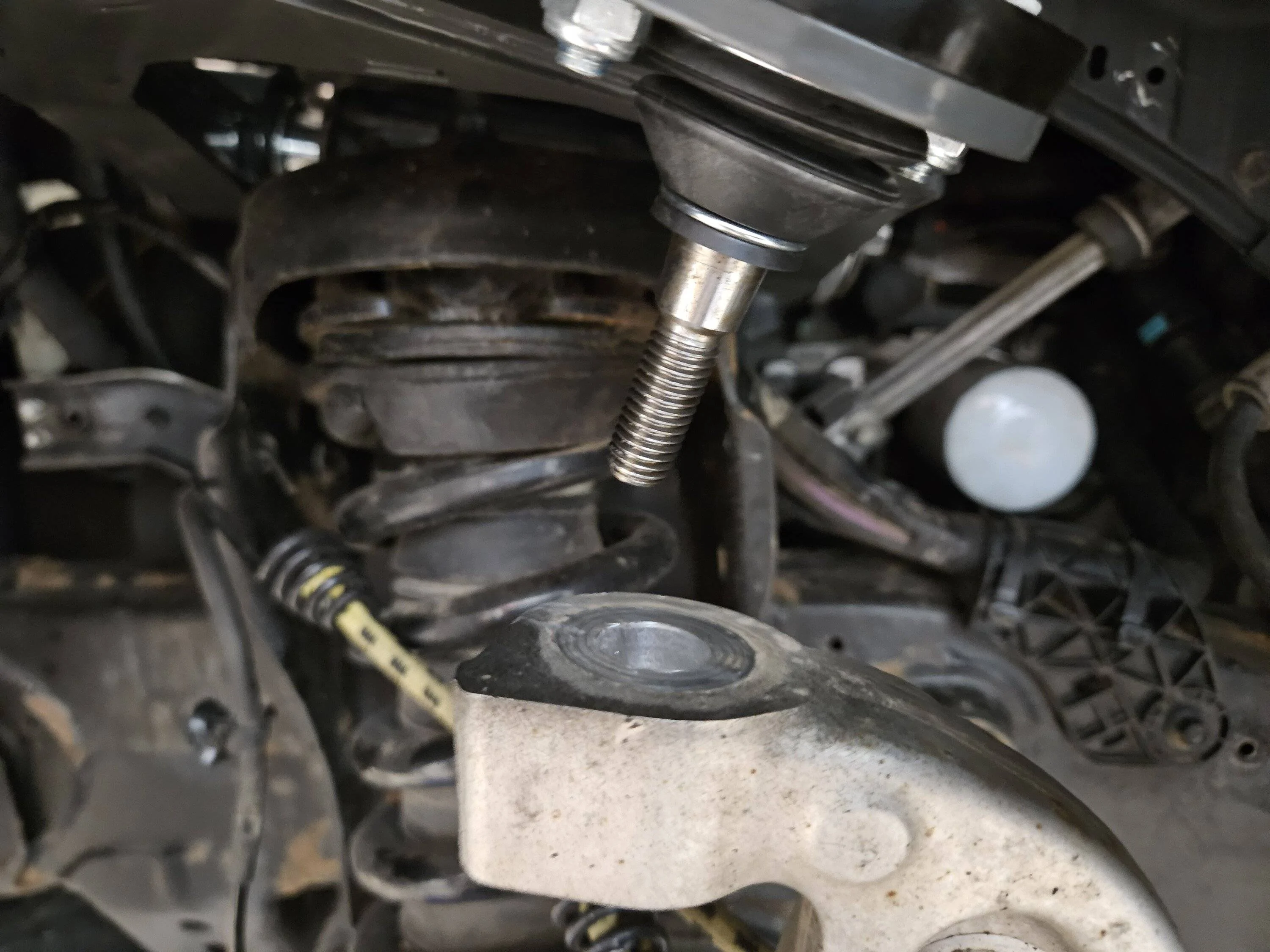 Belltech lowering kit install (1043SP) | 2019+ Ford Ranger and Raptor ...