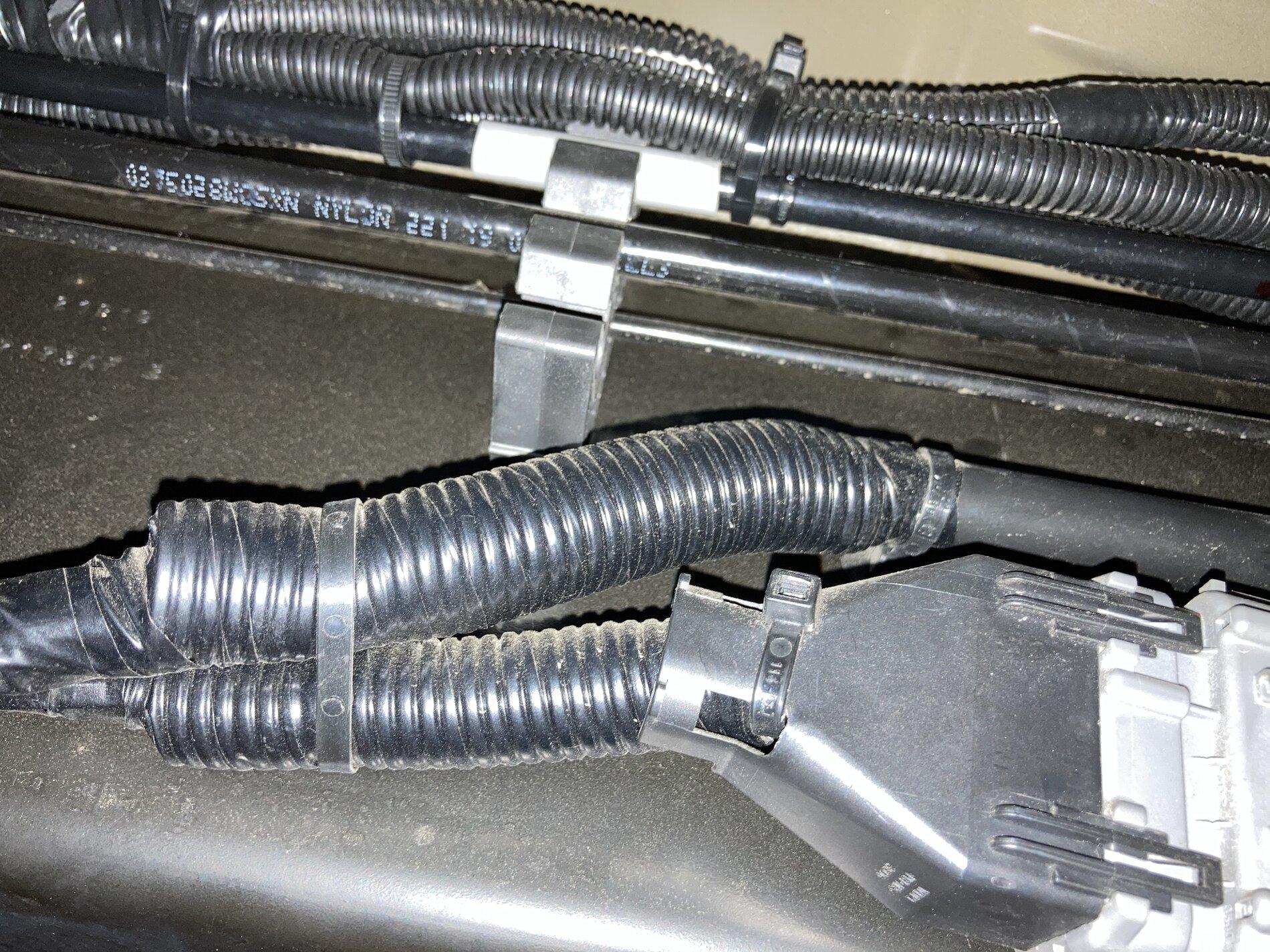 wiring harness and connector location | 2019+ Ford Ranger and Raptor ...