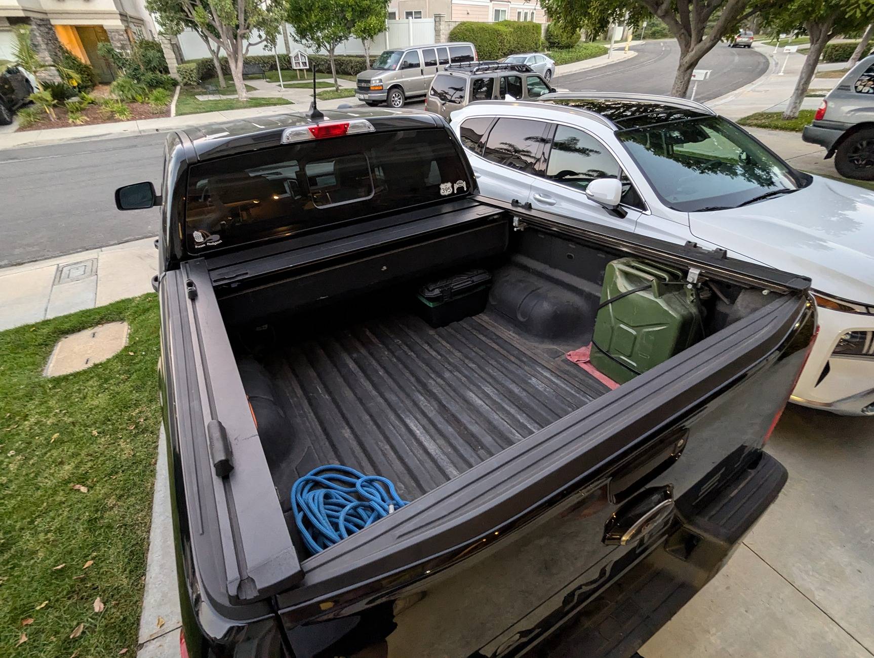 California - FS: Retrax Pro XR for 5' bed CrewCab $500 | 2019+ Ford ...